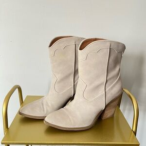 Women's Beige Western Ankle Boots